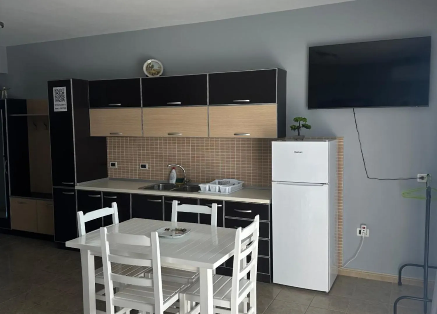 Anna House Dhërmi 0*,  Albania